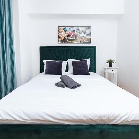 Color Apartments Unirii 14 Blv Bucarest Extérieur photo
