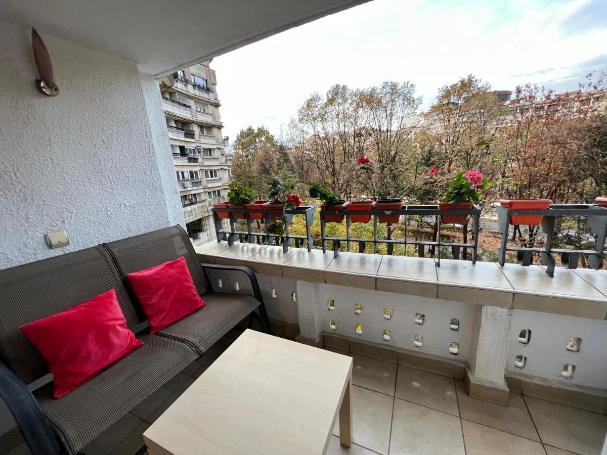 Color Apartments Unirii 14 Blv Bucarest Extérieur photo