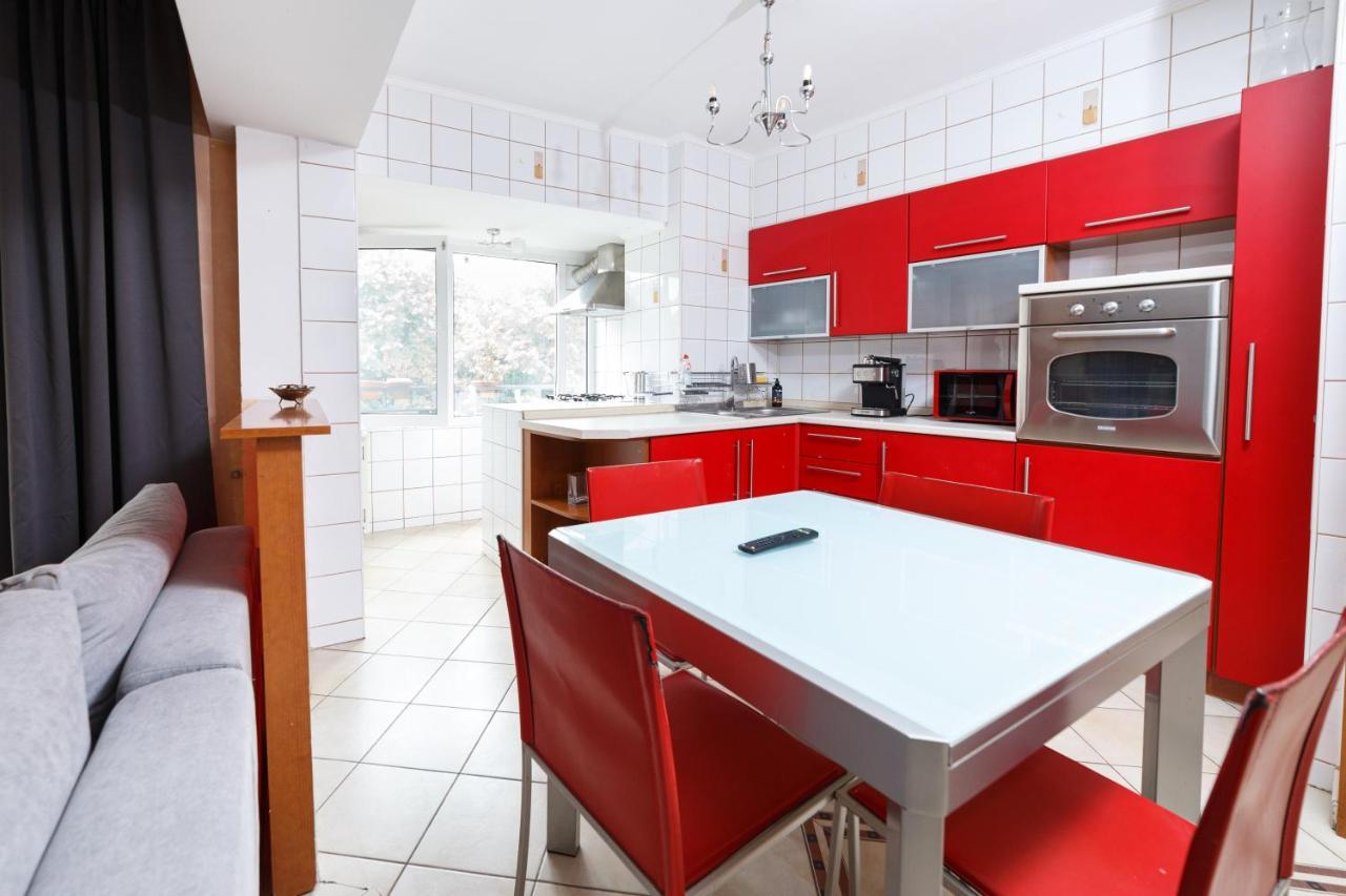 Color Apartments Unirii 14 Blv Bucarest Extérieur photo
